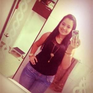 Meet your Posher, Astrid carolina